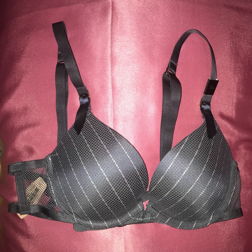Victoria’s Secret Very Sexy Push-Up Bra